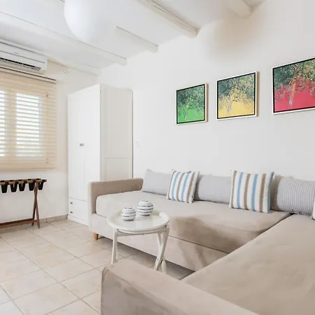 Naxia Apartman *